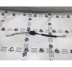 Трос відчинення дверей задній правий Ford Fusion з 2012- рік DS73-F221A00-AB Трос відчинення дверей задній правий Ford Fusion з 2012- рік DS73-F221A00-AB