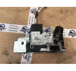 Замок дверцят задній правій електричний Ford Transit з 2006-2014 рік YC15-V43288-FM Замок дверцят задній правій електричний Ford Transit з 2006-2014 рік YC15-V43288-FM