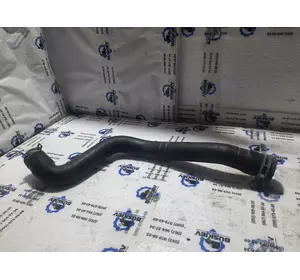 F1F18260EE Ford патрубок f1f1-8260-ee F1F18260EE Ford патрубок f1f1-8260-ee