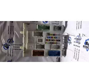 DV6T14A073RN Блок запобіжників Ford Transit DV6T14A073RN Блок запобіжників Ford Transit