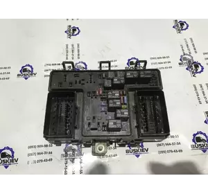 Блок запобіжників Ford Fusion з 2012- рік DG9T-14A067-AF Блок запобіжників Ford Fusion з 2012- рік DG9T-14A067-AF