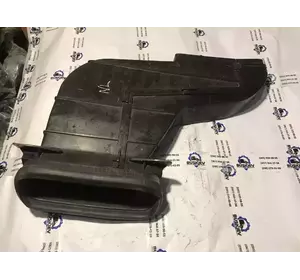 Повітрозабірник Ford Transit з 2006-2014 рік 6C11-18713-BE Повітрозабірник Ford Transit з 2006-2014 рік 6C11-18713-BE