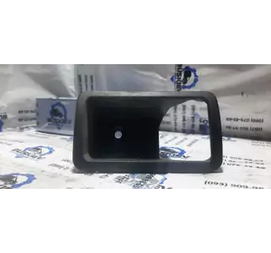 2T14V22620AC Ford накладка ручки внутрішньої 2T14V22620AC Ford накладка ручки внутрішньої