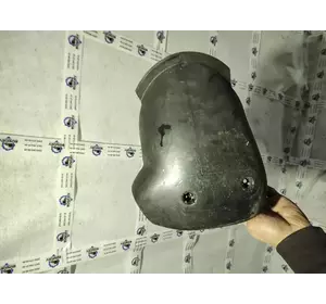 Кожух кермової колонки нижній Ford Transit з 2006-2014 рік 6C11-3533-AD Кожух кермової колонки нижній Ford Transit з 2006-2014 рік 6C11-3533-AD