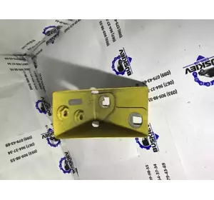 Кронштейн кріплення крила переднього BK3116D155AA Кронштейн кріплення крила переднього BK3116D155AA
