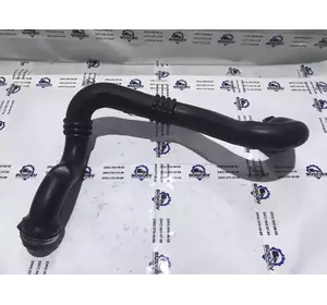 Патрубок інтеркулера Renault Master 2.3DCi 144605593R Патрубок інтеркулера Renault Master 2.3DCi 144605593R