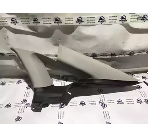 Молдинг салону задньої правої стійки Ford Fusion з 2012- рік DS73-F46808-AEW, DS73-F31010-AEW Молдинг салону задньої правої стійки Ford Fusion з 2012- рік DS73-F46808-AEW, DS73-F31010-AEW