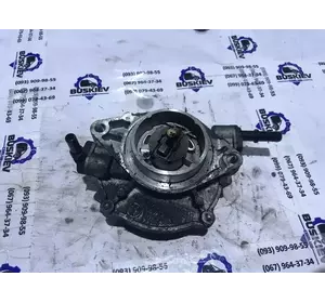 Насос вакуумний Ford Transit з 2006-год BK3Q-2A451-FA Насос вакуумний Ford Transit з 2006-год BK3Q-2A451-FA