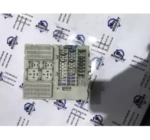 Блок запобіжників Ford Transit Connect 7T1T-14A073-BA Блок запобіжників Ford Transit Connect 7T1T-14A073-BA
