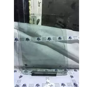 Скло дверей передньої правої Volkswagen LT з 2000-2006 рік Скло дверей передньої правої Volkswagen LT з 2000-2006 рік