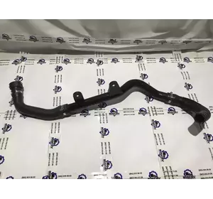 Патрубок охолоджувальної рідини Fiat Ducato 2006-2014 1366739080 Патрубок охолоджувальної рідини Fiat Ducato 2006-2014 1366739080