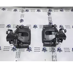 Суппорт задній правий Ford Transit з 2006-2014 рік 6C11-2552-AD Суппорт задній правий Ford Transit з 2006-2014 рік 6C11-2552-AD