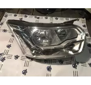 Фара передня права Ford Transit з 2014- рік BK31-13W029-AD Фара передня права Ford Transit з 2014- рік BK31-13W029-AD