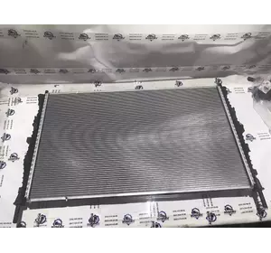 Радіатор основний Ford Transit 2014-2019 BK21-8005-CC Радіатор основний Ford Transit 2014-2019 BK21-8005-CC