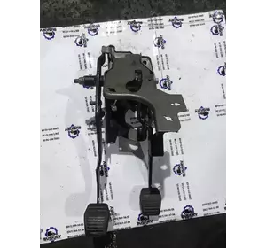 Блок педалей Гальмо Зчеплення Ford Transit з 2006-2014 рік 6C11-2450-DF Блок педалей Гальмо Зчеплення Ford Transit з 2006-2014 рік 6C11-2450-DF