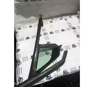 Скло переднє ліве глухе Ford Fusion з 2012- рік 43R000187 Скло переднє ліве глухе Ford Fusion з 2012- рік 43R000187