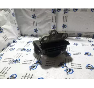 6C116F012AB Ford подушка (опора двигуна права) 6C116F012AB Ford подушка (опора двигуна права)