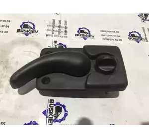 Ручка відкривання багажника Renault Master з 2002-го року 7700352 Ручка відкривання багажника Renault Master з 2002-го року 7700352