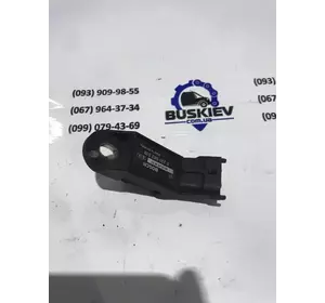 Датчик тиску на впускному колекторі Renault Trafic з 2003- року 0281002510 Датчик тиску на впускному колекторі Renault Trafic з 2003- року 0281002510