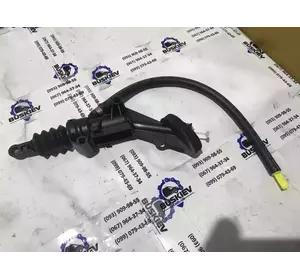 Головний циліндр зчеплення Ford Transit Custom з 2012- рік KG19015646 GK21-7A542-AA Головний циліндр зчеплення Ford Transit Custom з 2012- рік KG19015646 GK21-7A542-AA