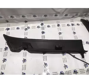 Решітка під лобове скло права Peugeot Boxer 1306177070 Решітка під лобове скло права Peugeot Boxer 1306177070