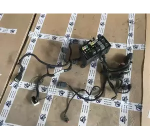 Проводина двигуна Ford Transit з 2006-2014 рік 6C1T-9K499-FF Проводина двигуна Ford Transit з 2006-2014 рік 6C1T-9K499-FF