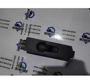 Блок керування склопідіймачами Mercedes Sprinter A9065451913 Блок керування склопідіймачами Mercedes Sprinter A9065451913