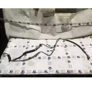 Трубка кондиціонера Opel Vivaro з 2000-2014 рік 8200797708 Трубка кондиціонера Opel Vivaro з 2000-2014 рік 8200797708