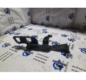 3M5H18481AB Ford кронштейн трубки кондиціонера 3M5H18481AB Ford кронштейн трубки кондиціонера