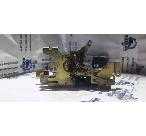 9017200135 Mercedes замок водійських дверей 9017200135 Mercedes замок водійських дверей