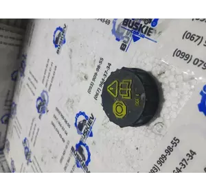 03355620321 Ford кришка бачка гальмівної рідини 03355620321 Ford кришка бачка гальмівної рідини