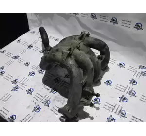 Колектор впускний Ford Transit 924F-9K461-AA Колектор впускний Ford Transit 924F-9K461-AA