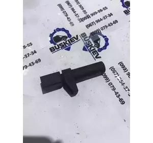 Датчик положення колінвала Mercedes Vito з 2003-год 0031532828 Датчик положення колінвала Mercedes Vito з 2003-год 0031532828