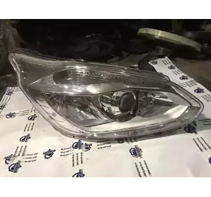 Фара передня права Ford Transit Custom з 2012- рік GK21-13D152-BA Фара передня права Ford Transit Custom з 2012- рік GK21-13D152-BA