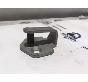 Петля-зачіп (відповідна частина) замка дверей Ford Transit Connect 2002-2013 2T14-V21982-AE Петля-зачіп (відповідна частина) замка дверей Ford Transit Connect 2002-2013 2T14-V21982-AE