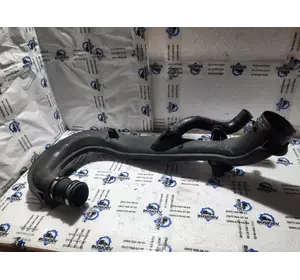 DS739C623GG Ford патрубок DS739C623GG Ford патрубок