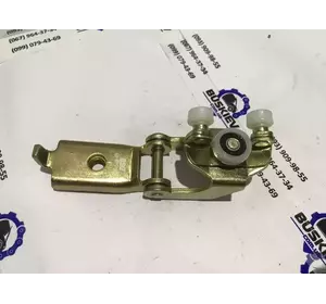 Ролик зсувних дверей Mercedes Sprinter 1996-2000 A9017601347 Ролик зсувних дверей Mercedes Sprinter 1996-2000 A9017601347