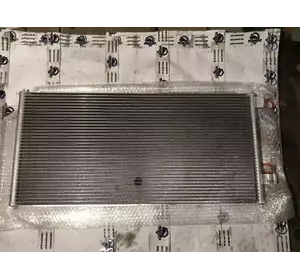 Радіатор кондиціонера Ford Transit Connect з 2002-2013 рік 2T1H-19710-AC 30525008 Радіатор кондиціонера Ford Transit Connect з 2002-2013 рік 2T1H-19710-AC 30525008