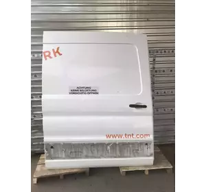 Двері бічні зсувні права Ford Transit з 2014-го року Двері бічні зсувні права Ford Transit з 2014-го року