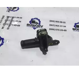 Термостат оливного радіатора Ford Transit з 2006-2014 рік YC1Q-6L635-AG Термостат оливного радіатора Ford Transit з 2006-2014 рік YC1Q-6L635-AG