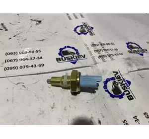 Датчик заднього ходу Renault Master з 2003-2010- рік 8200209496 Датчик заднього ходу Renault Master з 2003-2010- рік 8200209496