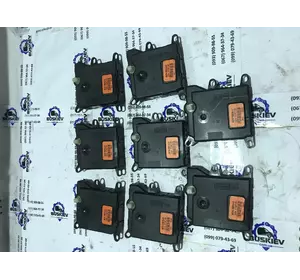 Блок керування пічкою/кліматконтролем Ford Transit 95VW-19E616-AD Блок керування пічкою/кліматконтролем Ford Transit 95VW-19E616-AD