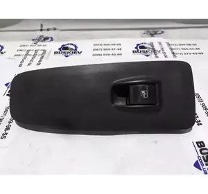Кнопка склопідіймача передня права Fiat Ducato 2006-2014 7354217170 Кнопка склопідіймача передня права Fiat Ducato 2006-2014 7354217170