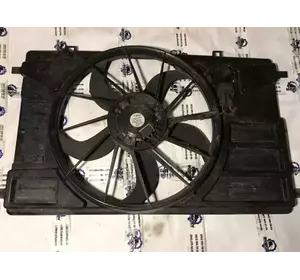 Вентилятор основного радіатора Ford Transit Custom з 2012- рік BK21-8C607-BA Вентилятор основного радіатора Ford Transit Custom з 2012- рік BK21-8C607-BA