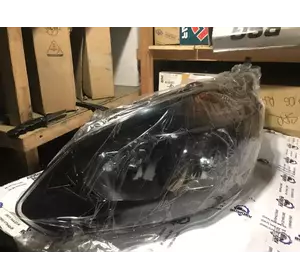 Фара ліва Ford Transit Custom з 2012- рік BK21-13W030-BJ Фара ліва Ford Transit Custom з 2012- рік BK21-13W030-BJ