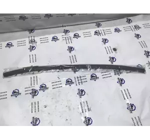 Ущільнювач передніх лівих дверей нижній Ford Transit 2014-2019 BK31-V100A37-AC Ущільнювач передніх лівих дверей нижній Ford Transit 2014-2019 BK31-V100A37-AC