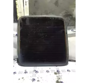 Скло заднього дверей праве Mercedes Sprinter з 1996-2006 Скло заднього дверей праве Mercedes Sprinter з 1996-2006