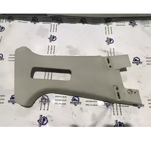 Салон Обшивка центральної стійки права Ford Fusion з 2012- рік DS73-F24582-AEW Салон Обшивка центральної стійки права Ford Fusion з 2012- рік DS73-F24582-AEW