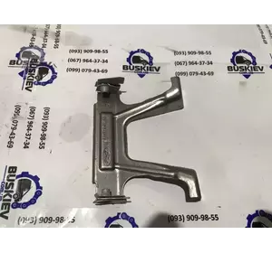 Кронштейн важеля перемикання передач Ford Fusion з 2012- рік DS73-F045R16 Кронштейн важеля перемикання передач Ford Fusion з 2012- рік DS73-F045R16