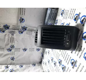 Дефлектор обдуває салон- 385812 Дефлектор обдуває салон- 385812